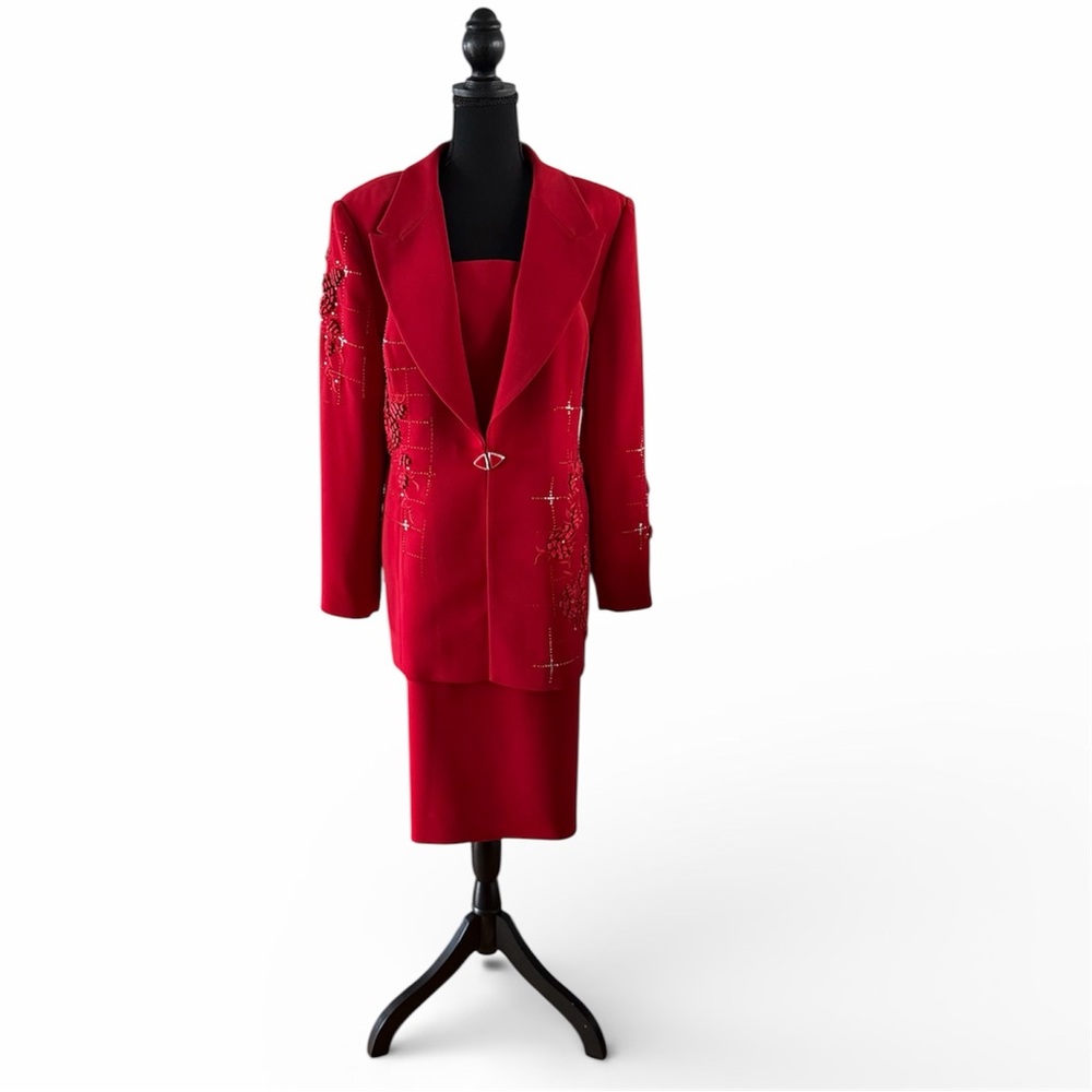 Donna Vinci Couture Red 2pc Skirt Suit w/Ribbon, Embroidery, and Rhinestones, 16